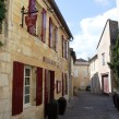 Le restaurant Le Clos du Roy, à Saint-Emilion, faisant face à sa terrasse.